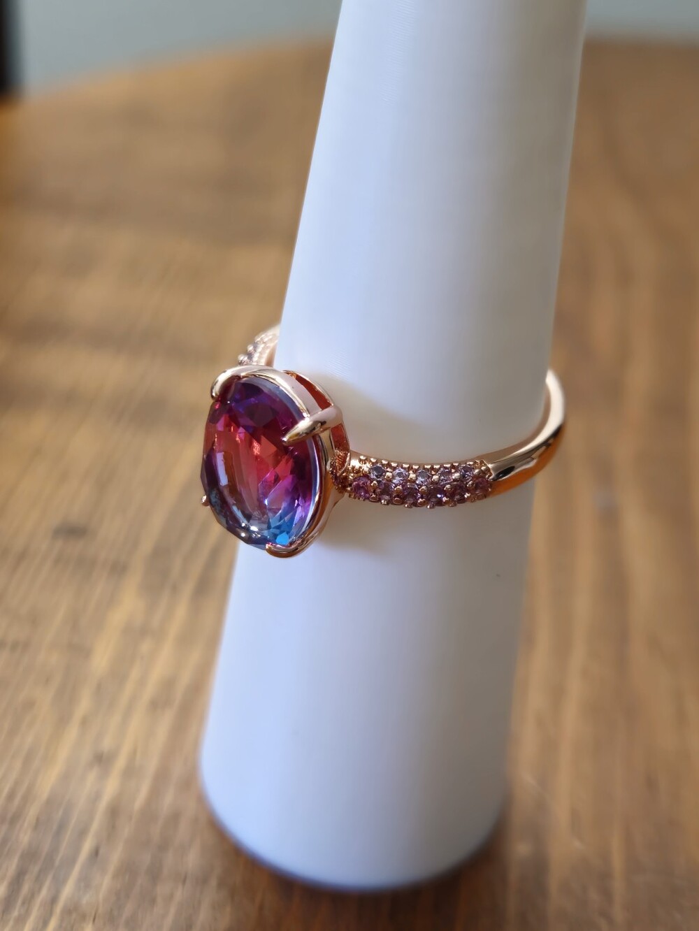 "A Blissful Shimmer" Bomb Party Ring RG97658 Size 10